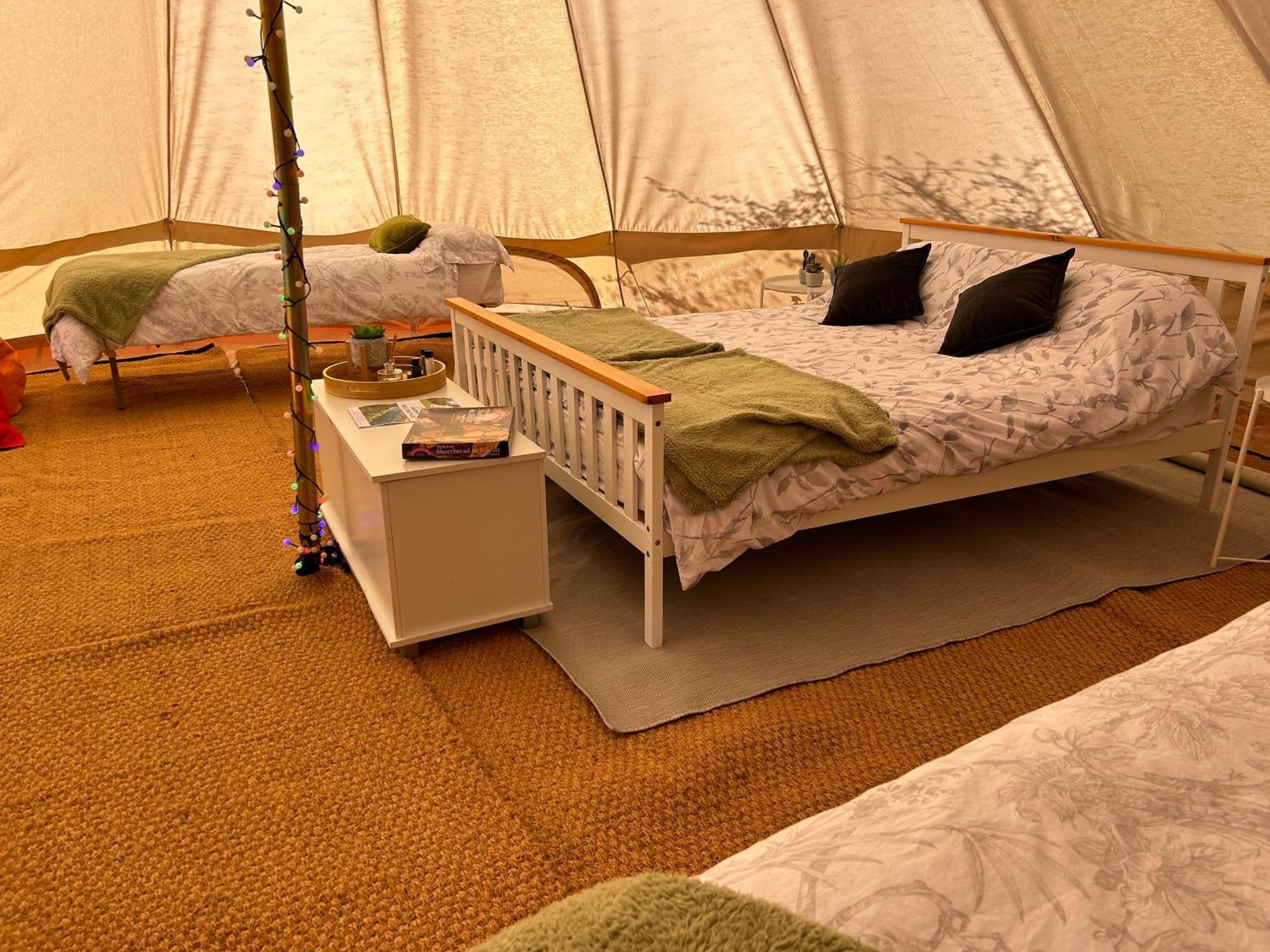Luxury tent Spring Lakes Bell Tents *