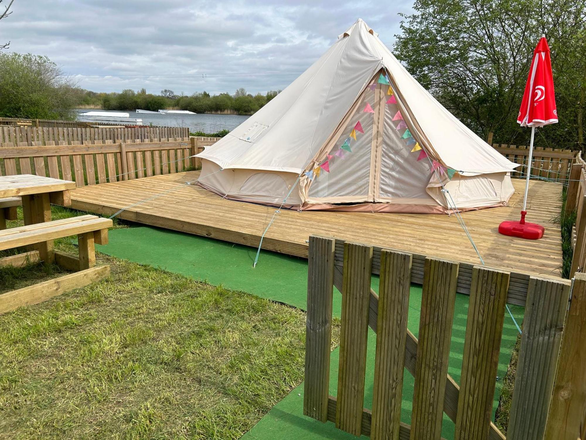 Spring Lakes Bell Tents Luxury tent Long Eaton