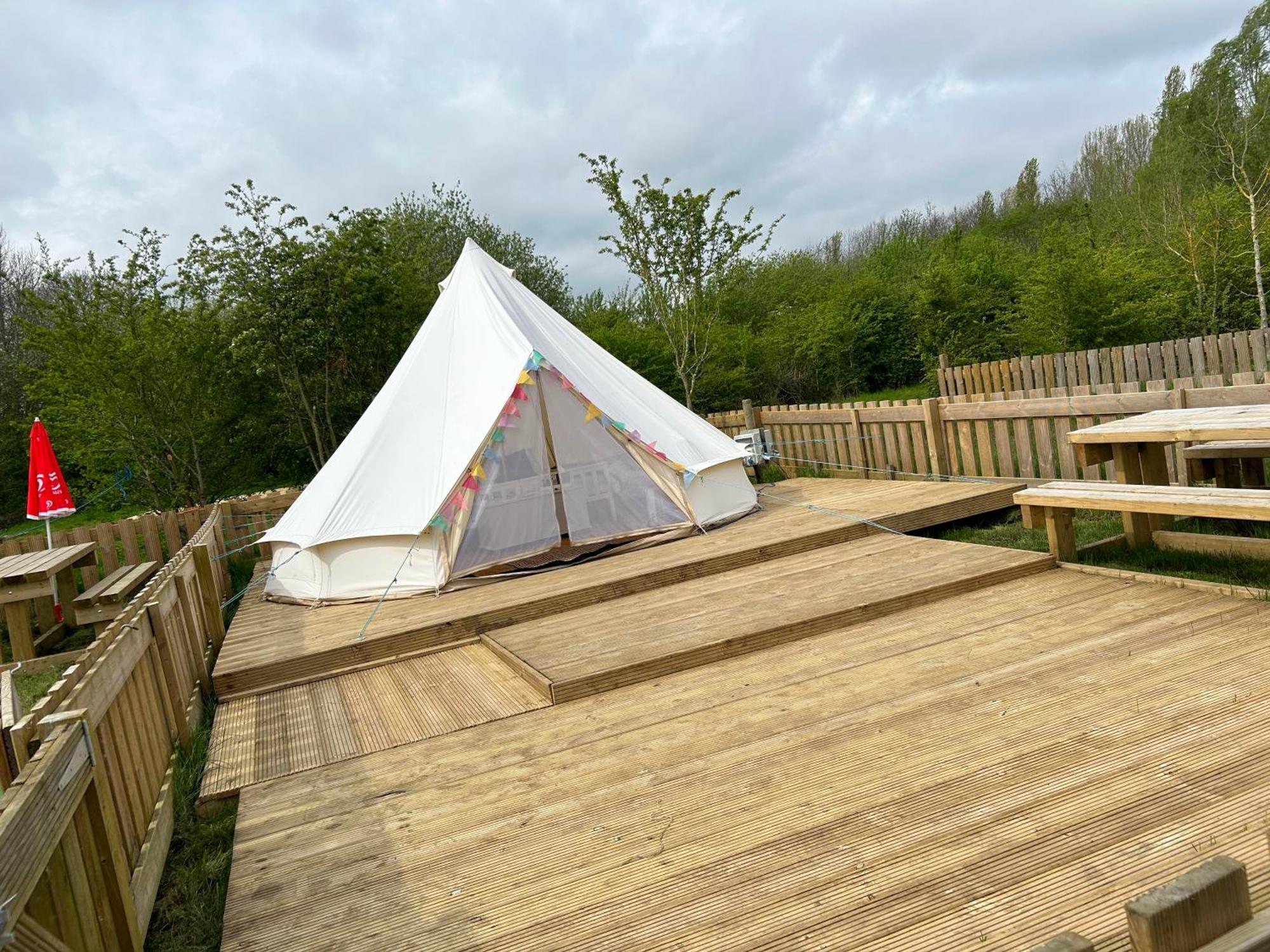 Luxury tent Spring Lakes Bell Tents